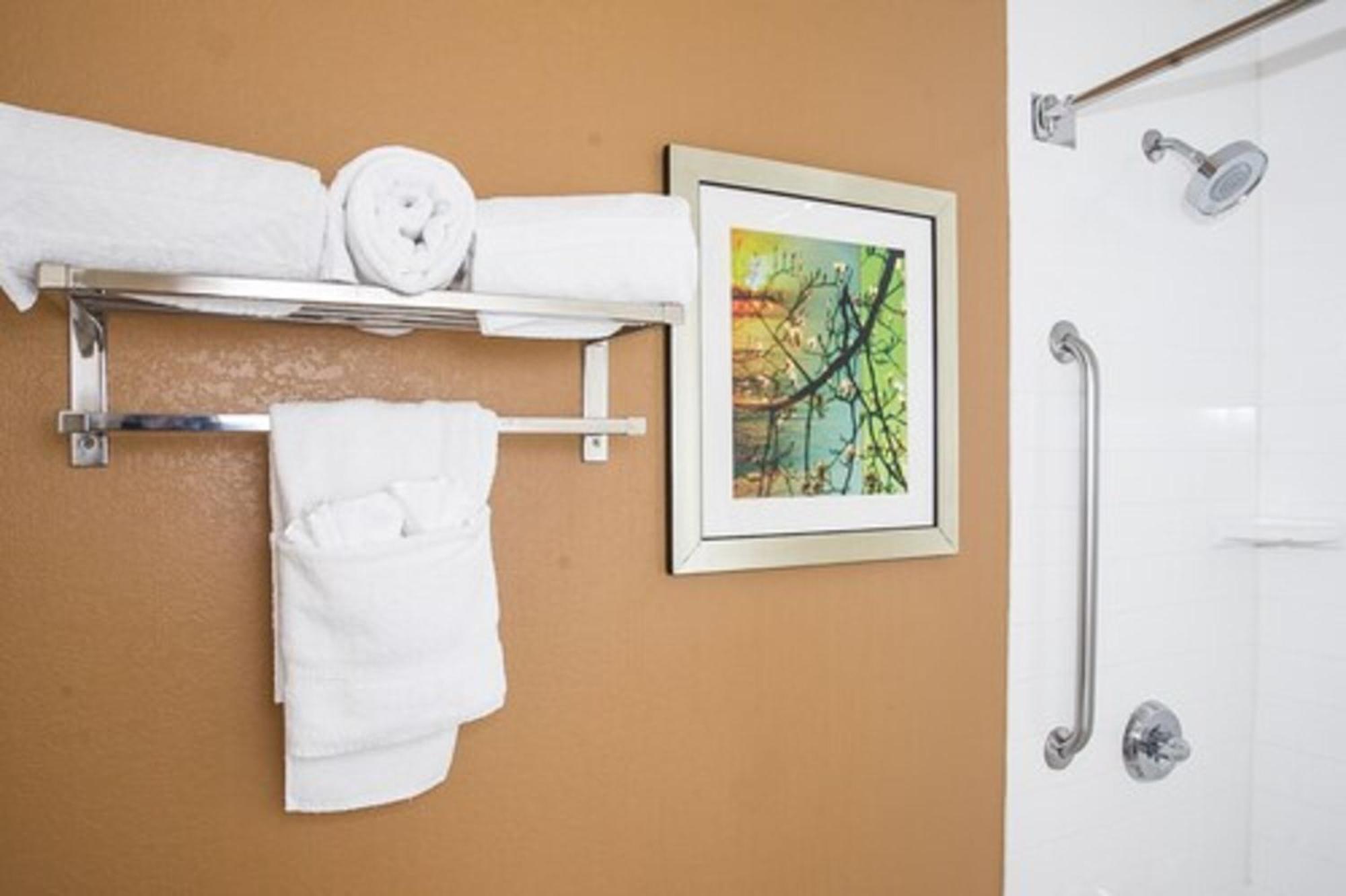 Fairfield Inn & Suites By Marriott Boston Милфорд Екстериор снимка