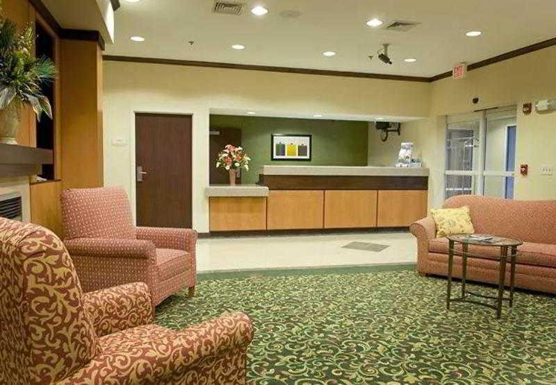 Fairfield Inn & Suites By Marriott Boston Милфорд Интериор снимка